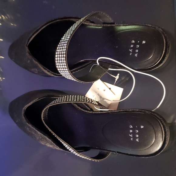  A New Day Maxine Flats in Black Velour shoes pointed - Picture 3 of 6